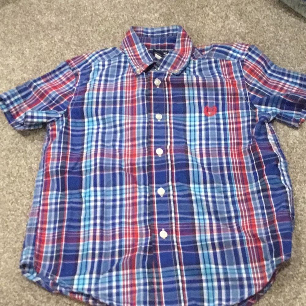 Short sleeve button down shirt size 5
